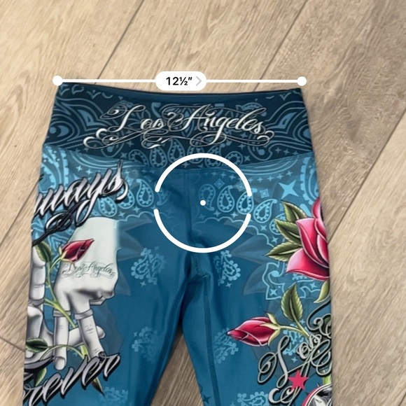 Luna Tai women's medium "los Angeles" Graphic Rose Leggings - Picture 4 of 8